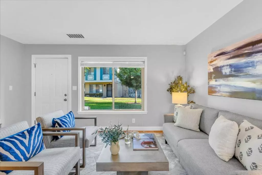 Hayward, CA 94545,27459 Ponderosa CT