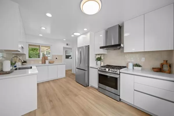 Sunnyvale, CA 94087,857 Peach AVE
