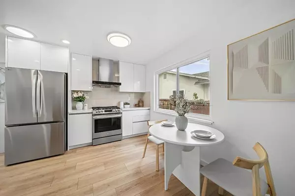 Sunnyvale, CA 94087,857 Peach AVE