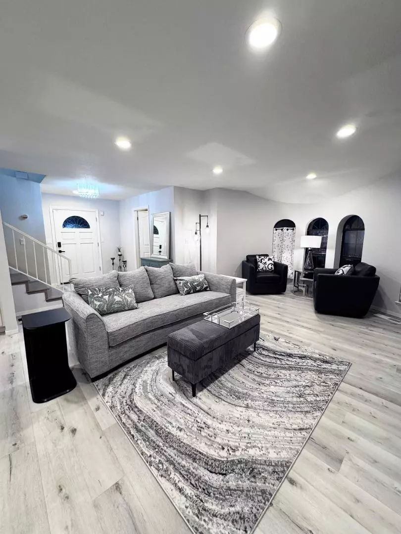 Campbell, CA 95008,223 Shelley AVE