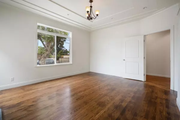 San Bruno, CA 94066,852 Hensley AVE