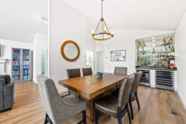 Carmel, CA 93923,3850 Rio RD #63