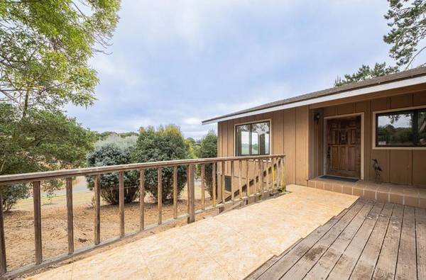 Salinas, CA 93907,19400 Eden CT