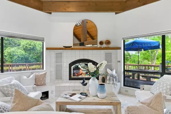 Los Gatos, CA 95033,24616 Miller Hill RD