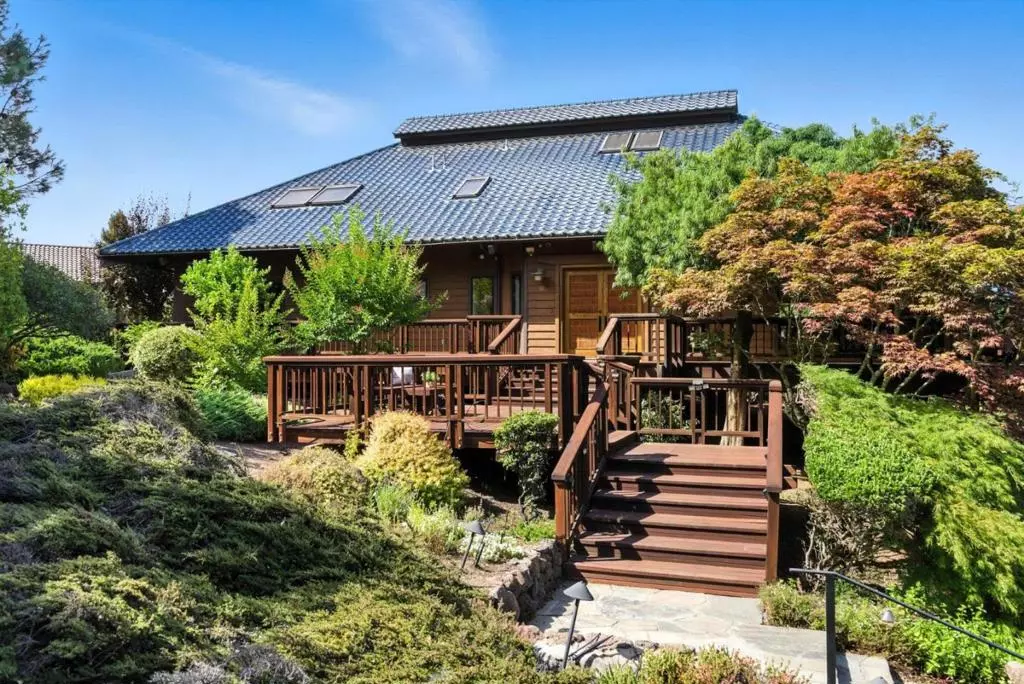 Los Gatos, CA 95033,24616 Miller Hill RD