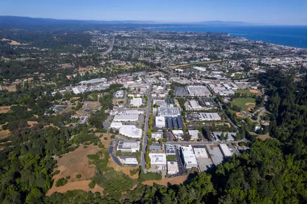 Santa Cruz, CA 95060,125 Dubois ST