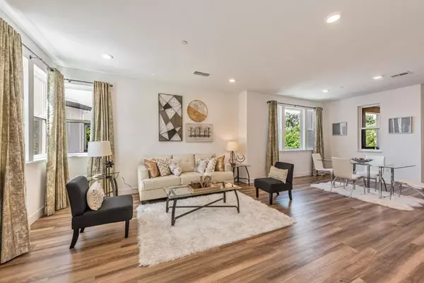 Fremont, CA 94539,96 Zenith