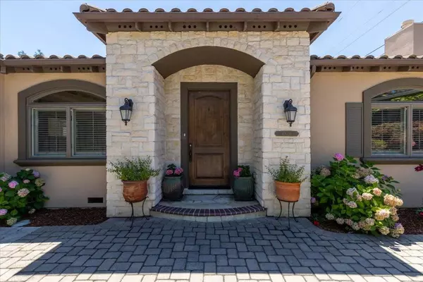 Monte Sereno, CA 95030,17820 Daves AVE