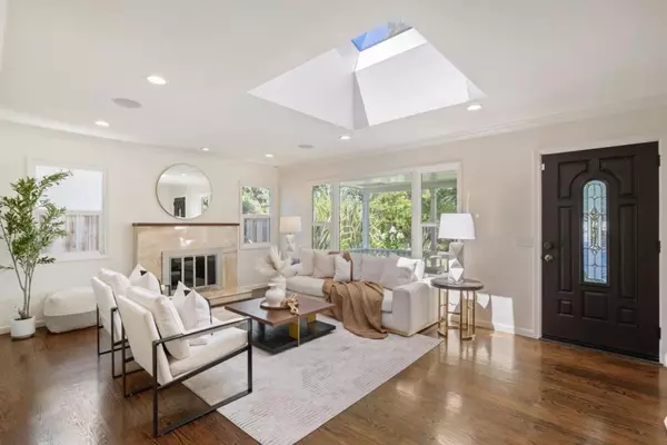 Menlo Park, CA 94025,510 8th AVE