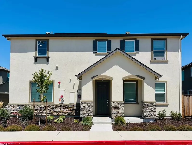 61 Brook LN, Pittsburg, CA 94565