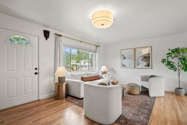 Santa Cruz, CA 95065,3080 Eleanor WAY