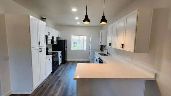 Chico, CA 95926,728 W 1st AVE #201