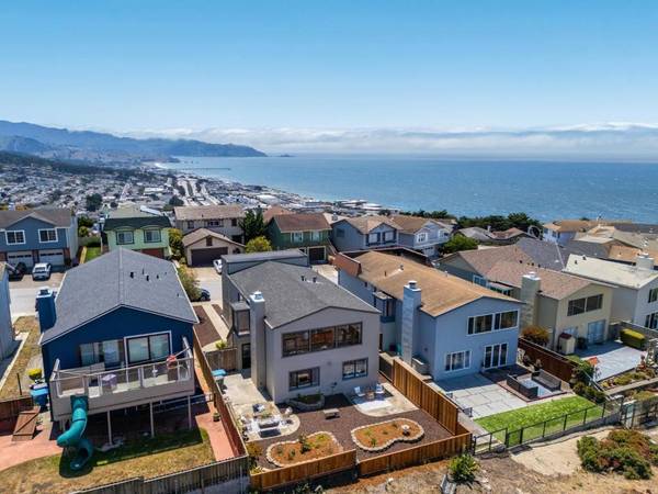 Pacifica, CA 94044,373 Coral Ridge DR