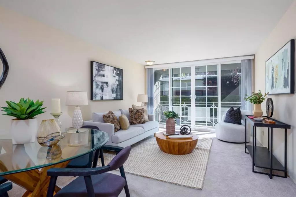 San Carlos, CA 94070,222 Laurel ST #211