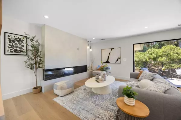 San Mateo, CA 94402,510 Yale DR