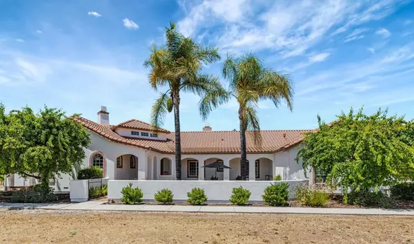 Hollister, CA 95023,1152 Little River DR