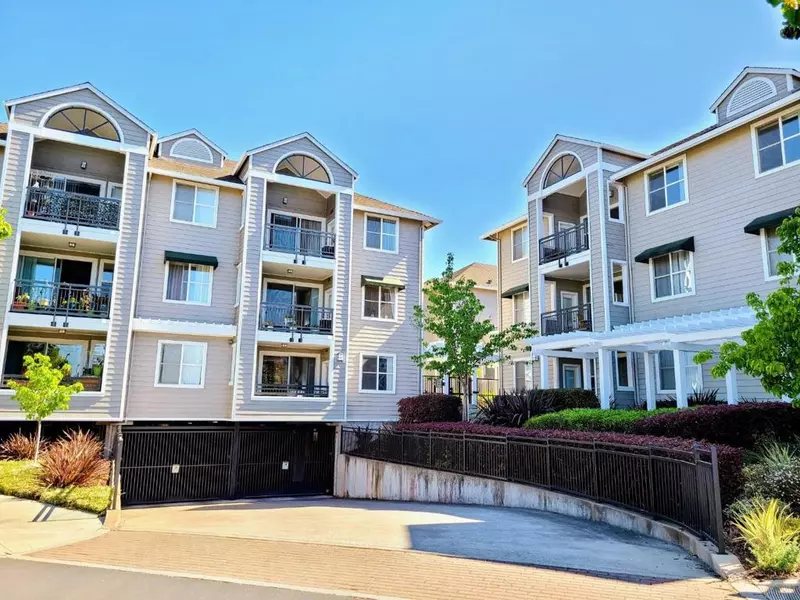 1982 W Bayshore RD #214, East Palo Alto, CA 94303