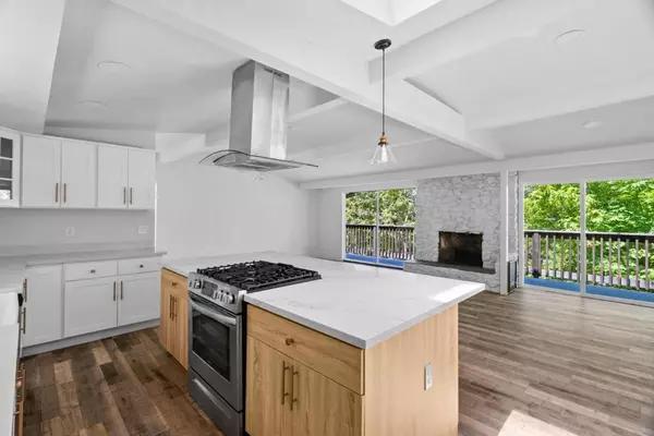 Boulder Creek, CA 95006,15965 Forest Hill DR