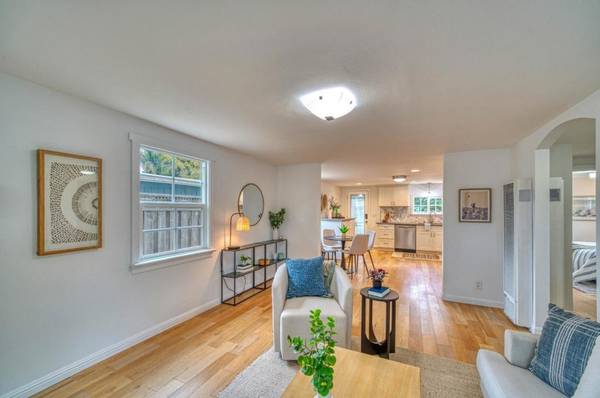 Capitola, CA 95010,1749 43rd AVE