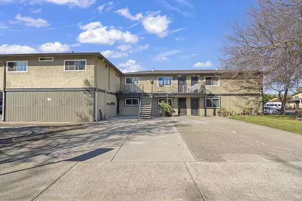 Gilroy, CA 95020,7487 Rogers LN