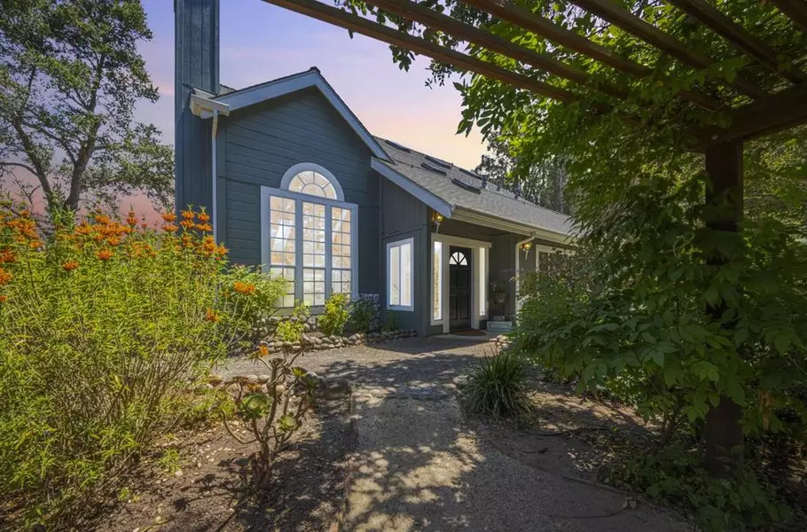 158 Echo Valley RD, Prunedale, CA 93907