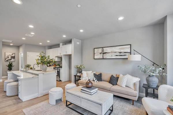 Hayward, CA 94544,24757 O'Neil AVE