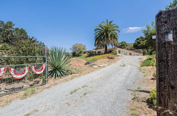 9180 Coker RD, Salinas, CA 93907