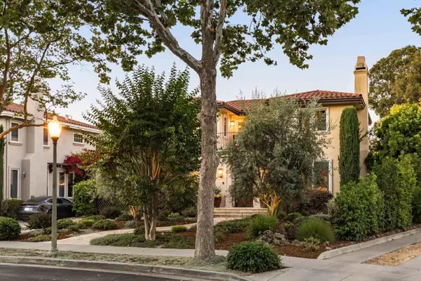 Palo Alto, CA 94306,579 Glenbrook DR