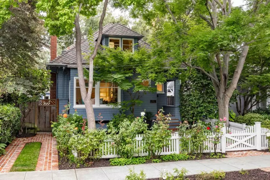 1044 Bryant ST, Palo Alto, CA 94301