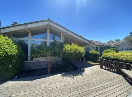 27000 Almaden CT, Los Altos Hills, CA 94022