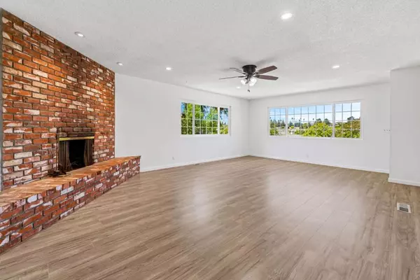 Watsonville, CA 95076,45 Crescent DR