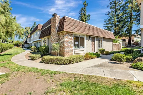 2876 Parkrow LN, San Jose, CA 95132