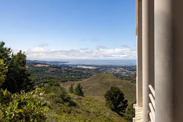 Monterey, CA 93940,10450 Saddle RD