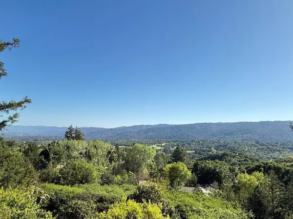 Woodside, CA 94062,711 W California WAY