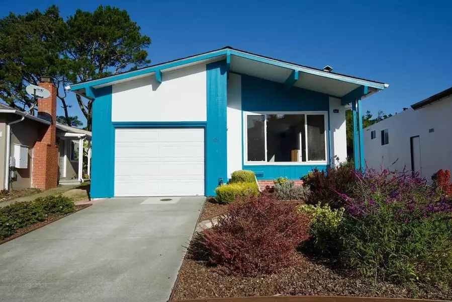621 Forest Lake DR, Pacifica, CA 94044