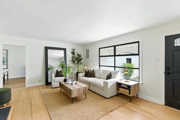 San Bruno, CA 94066,636 Easton AVE