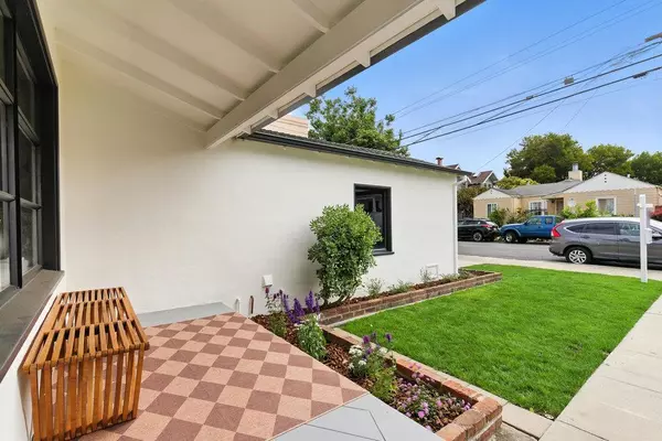 San Bruno, CA 94066,636 Easton AVE
