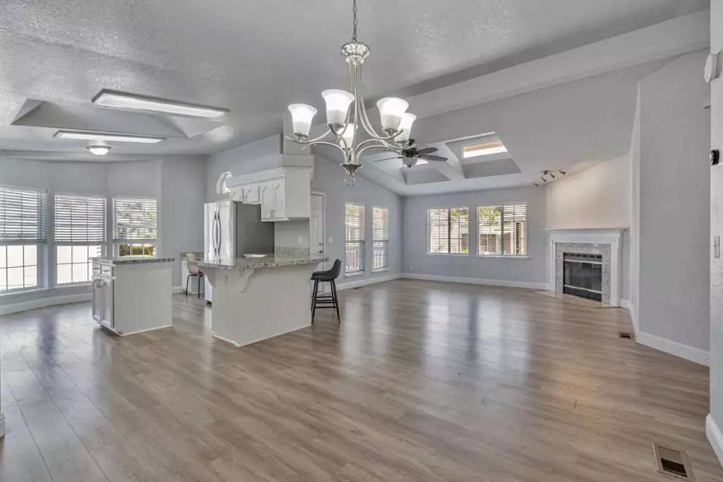 Sunnyvale, CA 94089,600 E Weddell DR