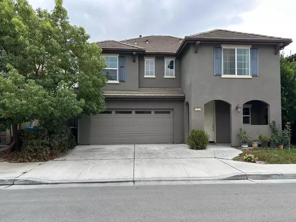 291 Slate AVE, Hollister, CA 95023