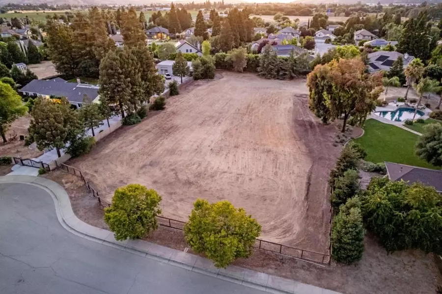 17381 Jean CT, Morgan Hill, CA 95037