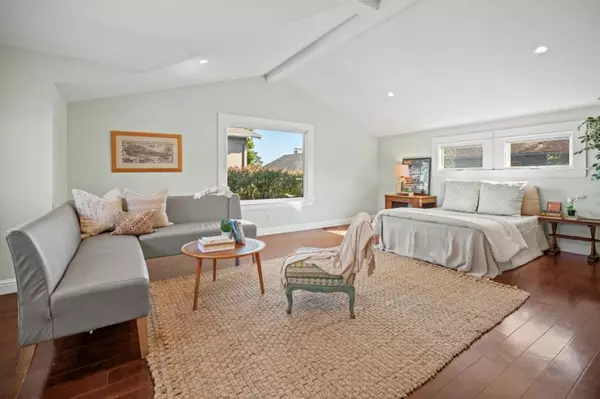 311 Walnut ST, Pacific Grove, CA 93950