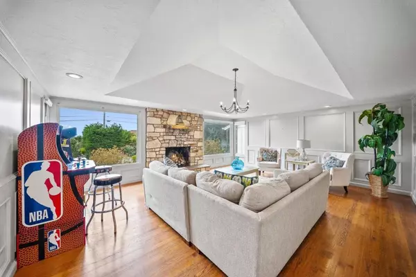 Carmel, CA 93923,142 Carmel Riviera DR