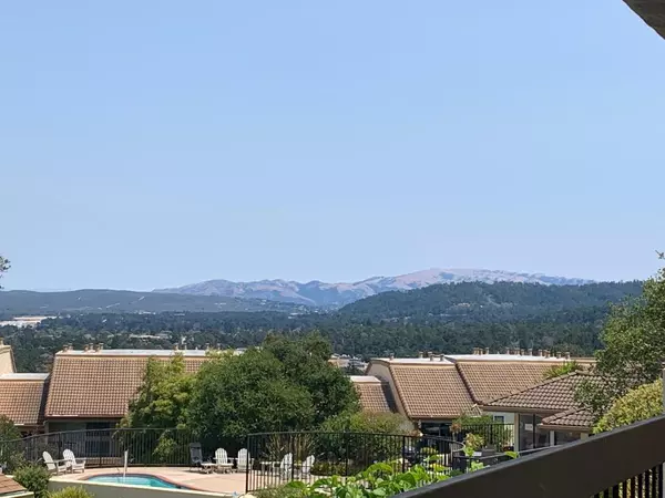 3104 Golden Oaks LN, Monterey, CA 93940