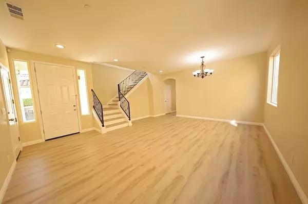 Salinas, CA 93905,1336 Cassino WAY