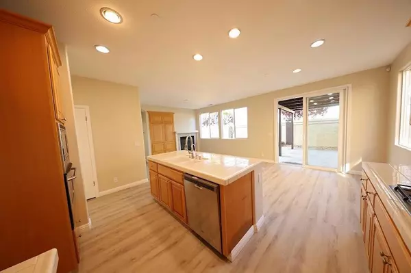 Salinas, CA 93905,1336 Cassino WAY