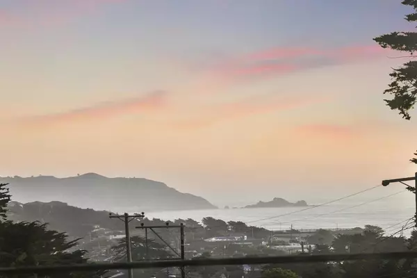 Pacifica, CA 94044,301 Channing WAY