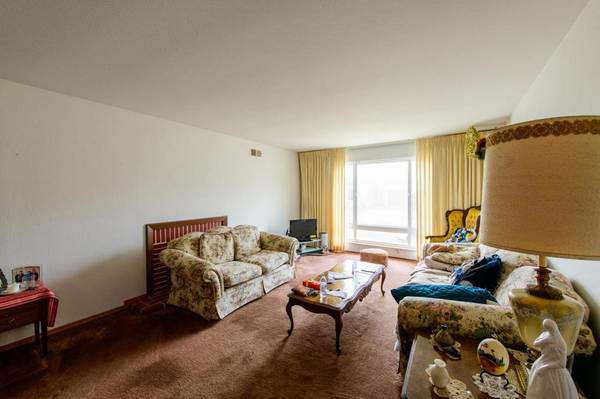 Daly City, CA 94015,30 Rockridge AVE