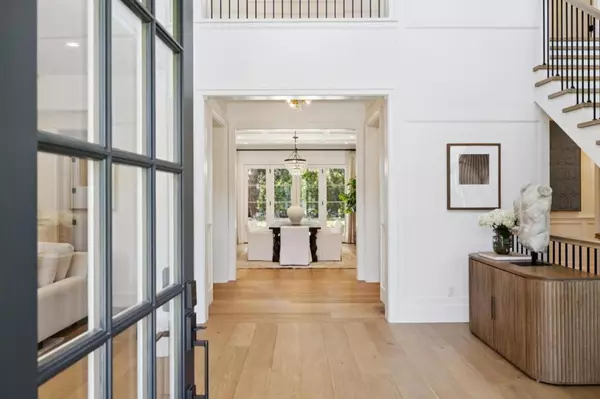 Atherton, CA 94027,55 Irving AVE