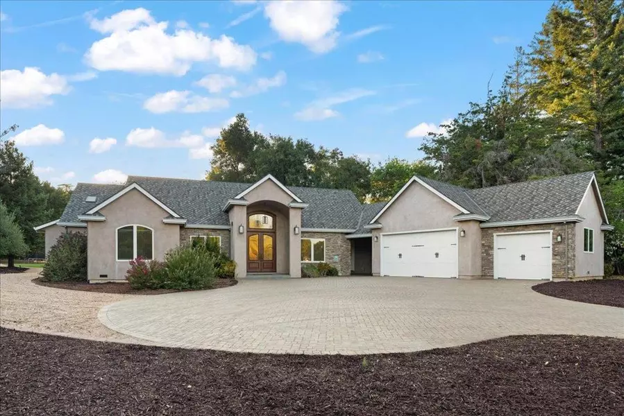 15211 Becky LN, Monte Sereno, CA 95030