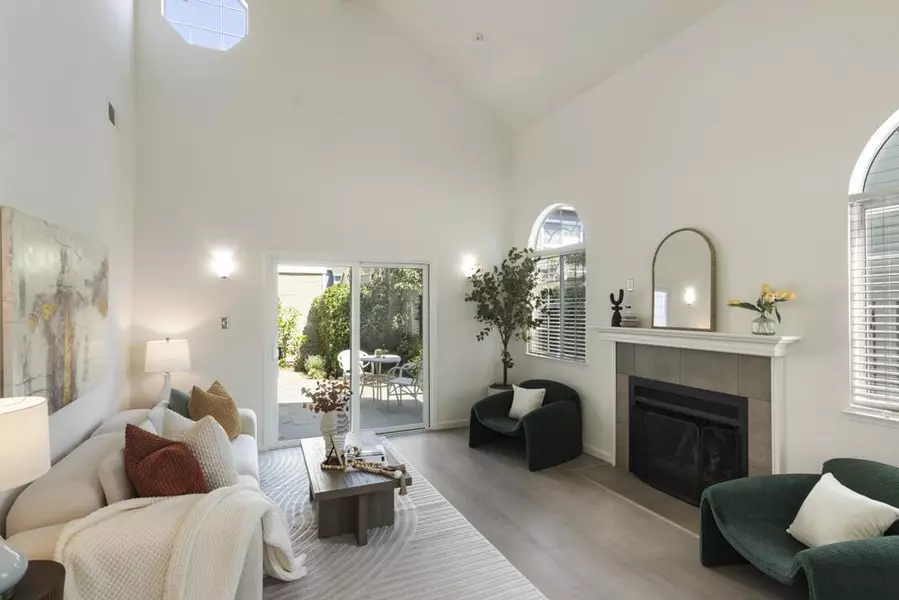 116 Williams LN, Foster City, CA 94404